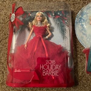 2018 holiday Barbie